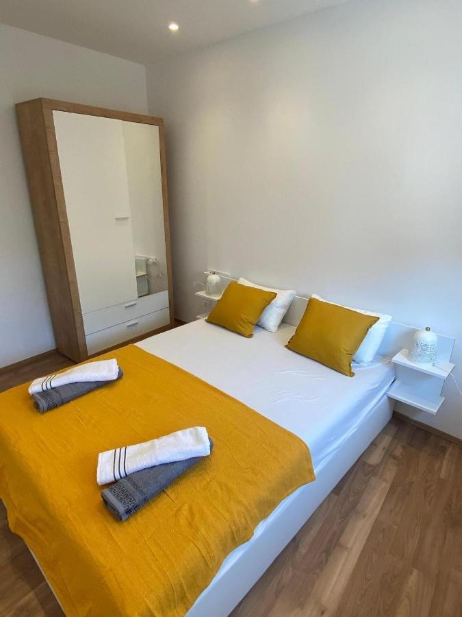 Apartmani Marko Trogir Exterior photo